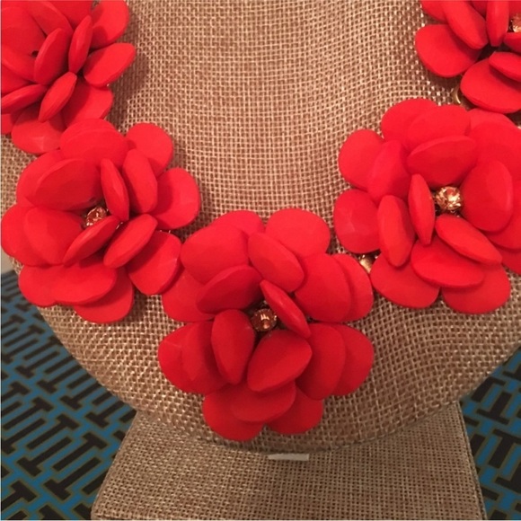 J.Crew large wooden carved floret necklace in sunset orange and gold - Picture 8 of 12